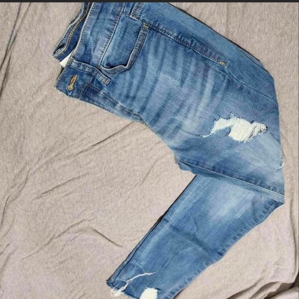 SO High-waisted cropped distressed denim jeans NWOT Size 0